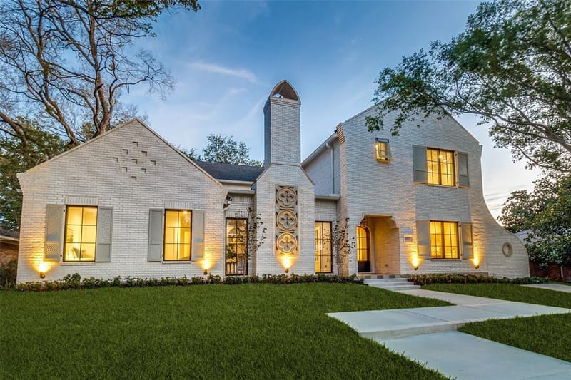 6910 Wabash Circle, Dallas TX 75214 - Photo 2