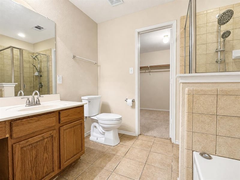 5444 Presidio Drive, Grand Prairie TX 75052 - Photo 13