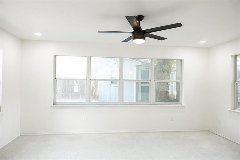 805 Lynn Court, Ennis TX 75119 - Photo 13