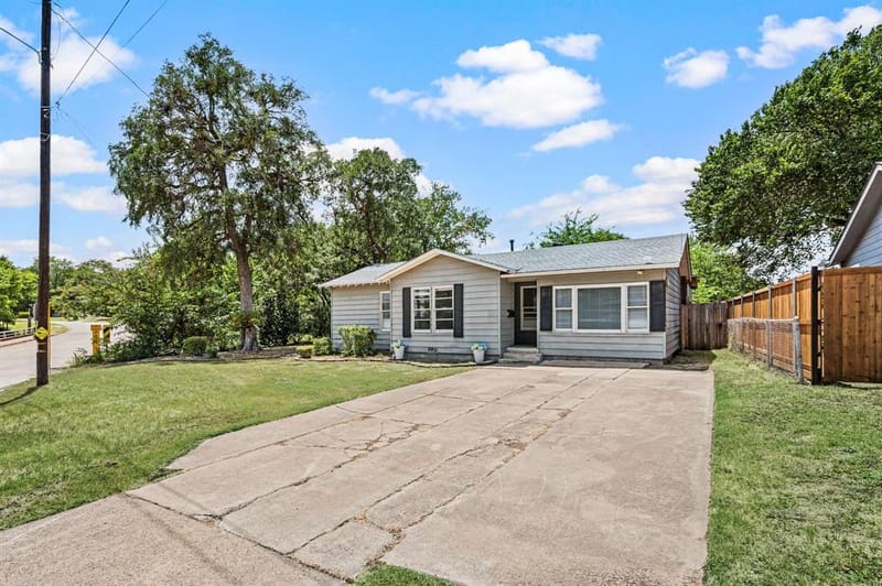 3501 Eastridge Drive, Haltom City TX 76117 - Photo 2