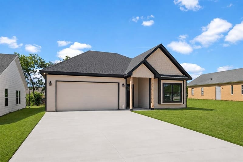 711 A D Mosley Street, Ferris TX 75125 - Photo 3