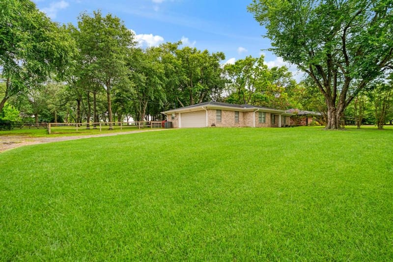 5880 Pine Mill Road, Reno TX 75462 - Photo 18