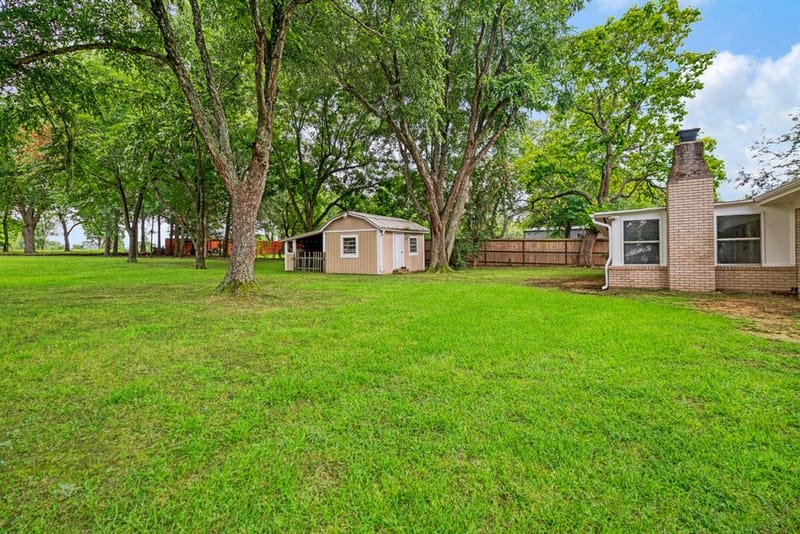 5880 Pine Mill Road, Reno TX 75462 - Photo 19