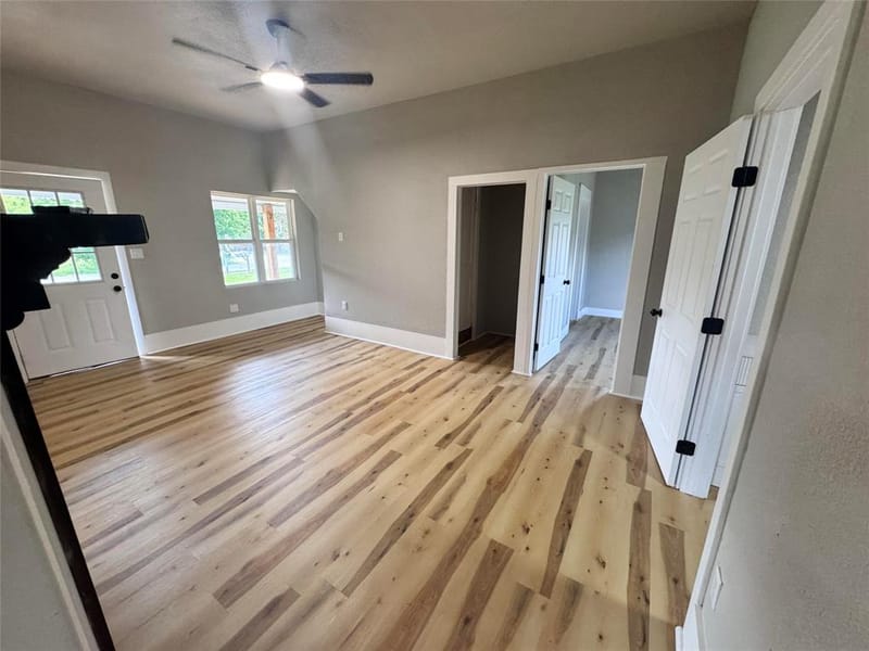 700 Avenue H, Blanket TX 76432 - Photo 3