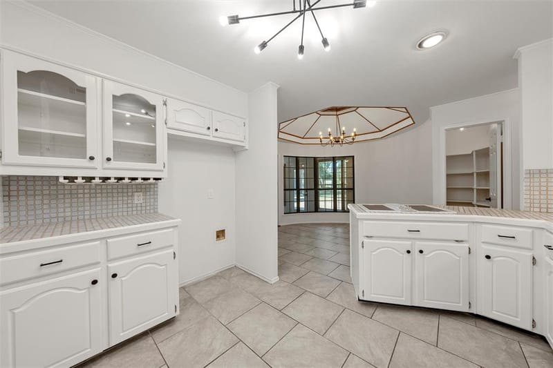 108 Spring Creek Street, Lacy Lakeview TX 76705 - Photo 13