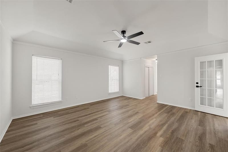 108 Spring Creek Street, Lacy Lakeview TX 76705 - Photo 18