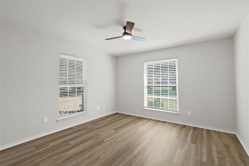 108 Spring Creek Street, Lacy Lakeview TX 76705 - Photo 21