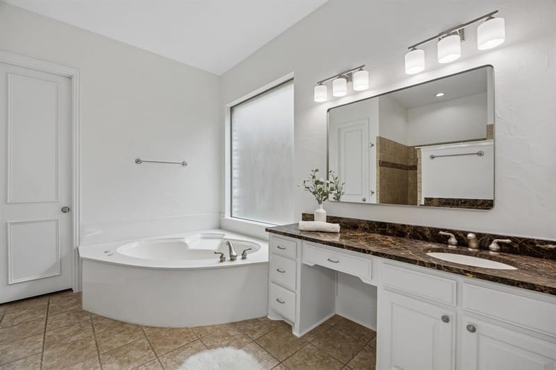 4781 Paxton Lane, Frisco TX 75034 - Photo 12