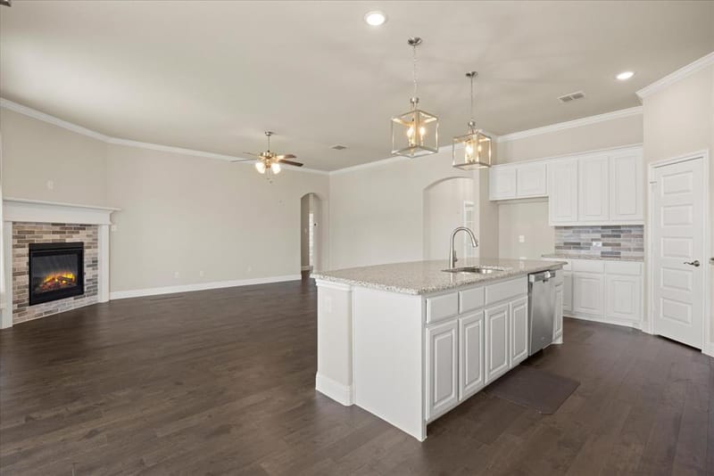 1089 Mickelson Drive, Granbury TX 76048 - Photo 16
