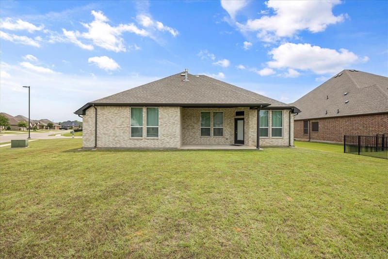 1089 Mickelson Drive, Granbury TX 76048 - Photo 32