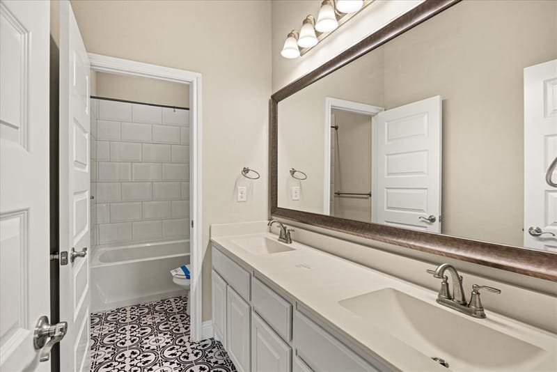 1089 Mickelson Drive, Granbury TX 76048 - Photo 18