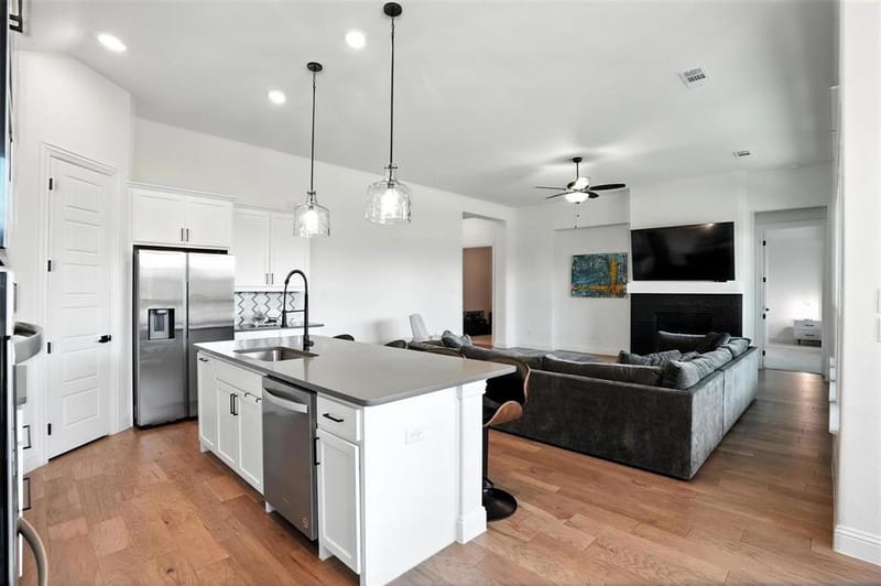 716 Colt Drive, Aubrey TX 76227 - Photo 5