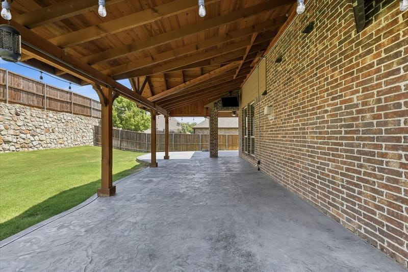 913 Birchwood Drive, Wylie TX 75098 - Photo 2
