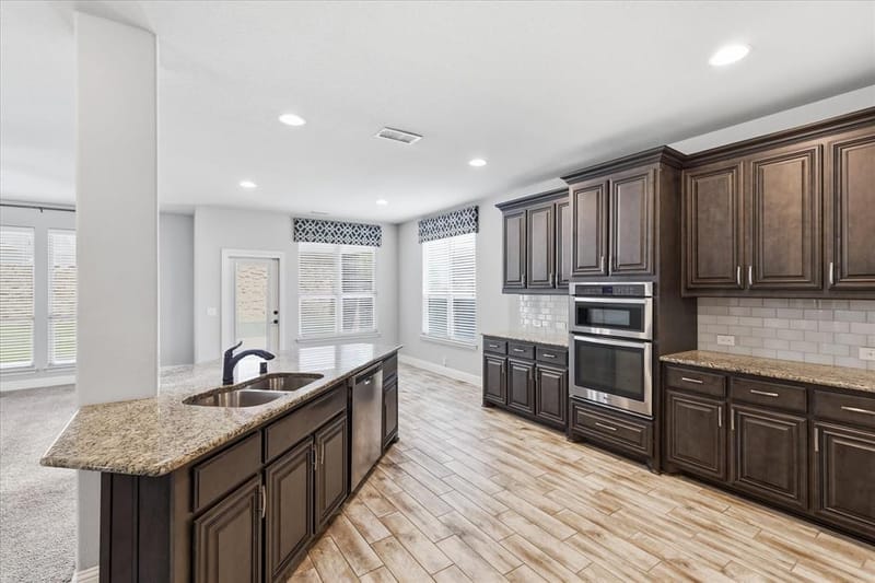 913 Birchwood Drive, Wylie TX 75098 - Photo 3