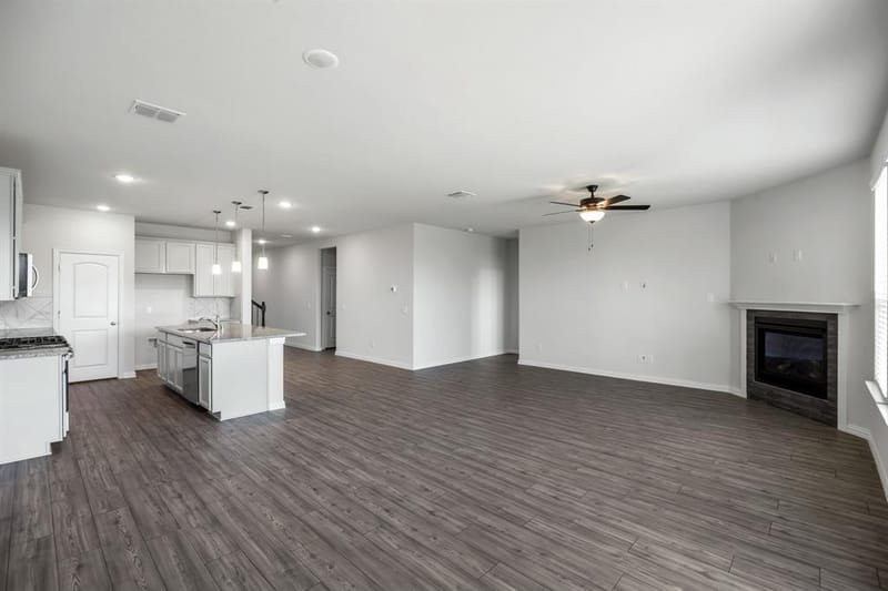 984 Manuel Drive, Fate TX 75087 - Photo 9