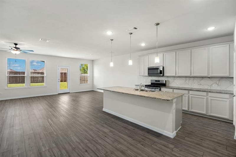 984 Manuel Drive, Fate TX 75087 - Photo 4