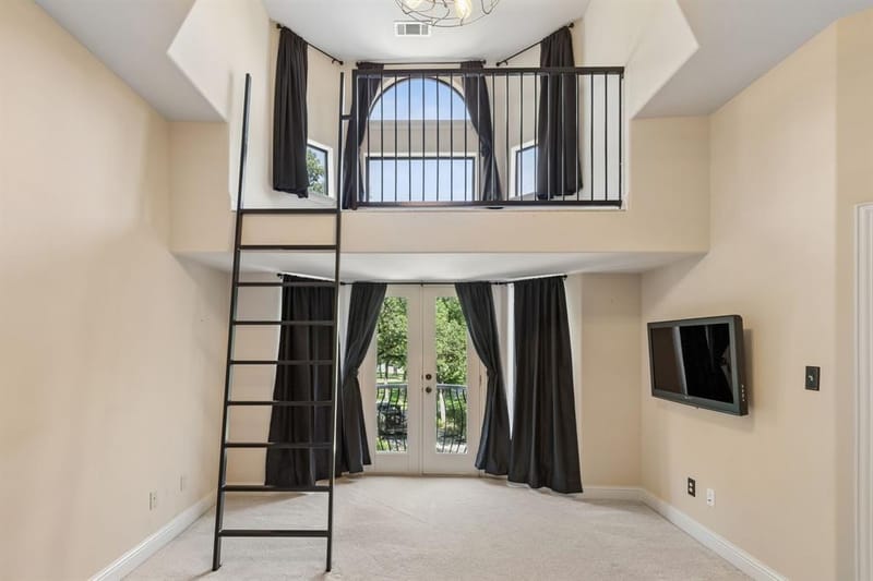 9 N Eagle Point # A, Azle TX 76020 - Photo 28