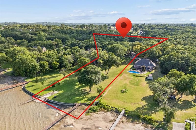 9 N Eagle Point # A, Azle TX 76020 - Photo 5
