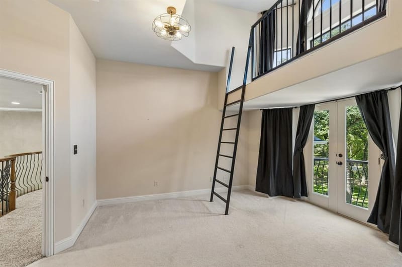 9 N Eagle Point # A, Azle TX 76020 - Photo 29