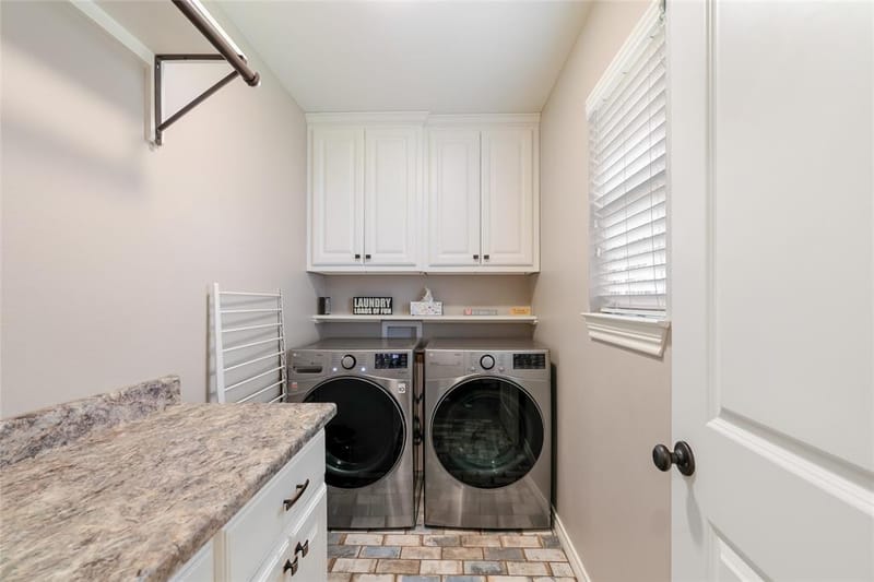 221 S Avenue C, Point TX 75472 - Photo 24