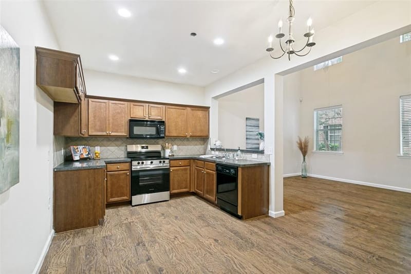 3033 Stone Forest Circle, McKinney TX 75070 - Photo 13