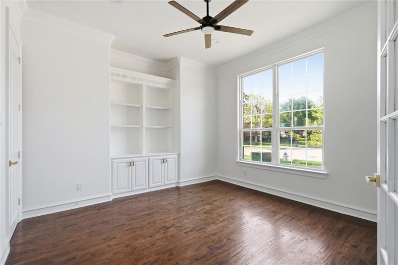 3313 Lochside, The Colony TX 75056 - Photo 2