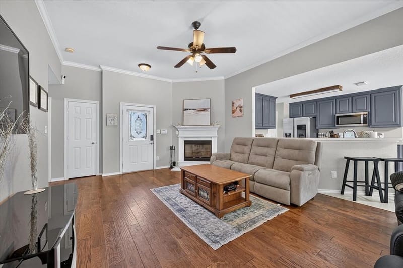 127 N Point Drive, Krum TX 76249 - Photo 7