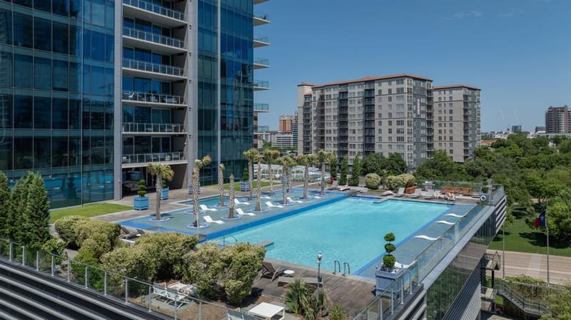 3130 N Harwood Street # 2102, Dallas TX 75201 - Photo 27