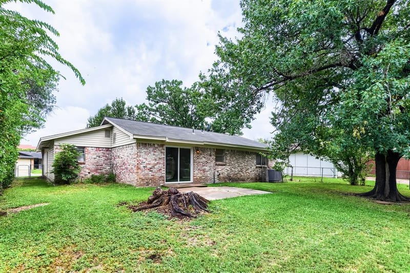 1106 Intervale Drive, Garland TX 75043 - Photo 27