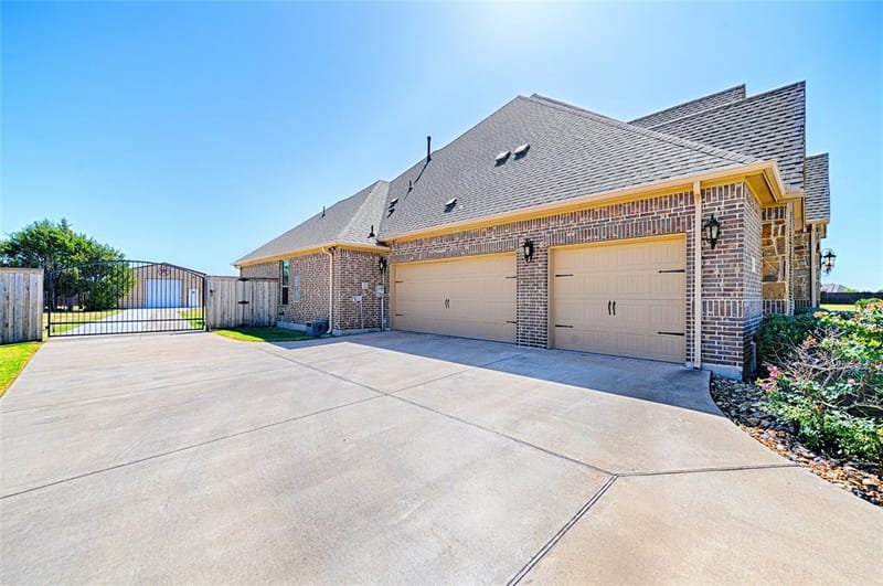 3841 Karen Road, Midlothian TX 76065 - Photo 4