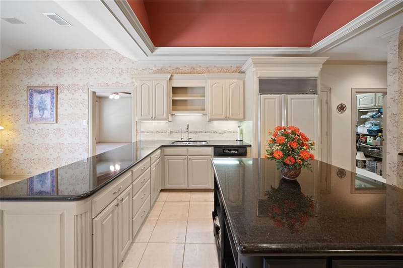 7402 Hollytree Drive, Tyler TX 75703 - Photo 12