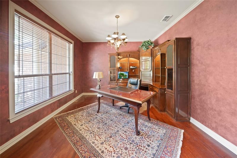 7402 Hollytree Drive, Tyler TX 75703 - Photo 4