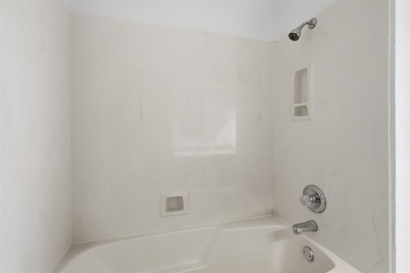 4318 Overlook Court, Granbury TX 76049 - Photo 26