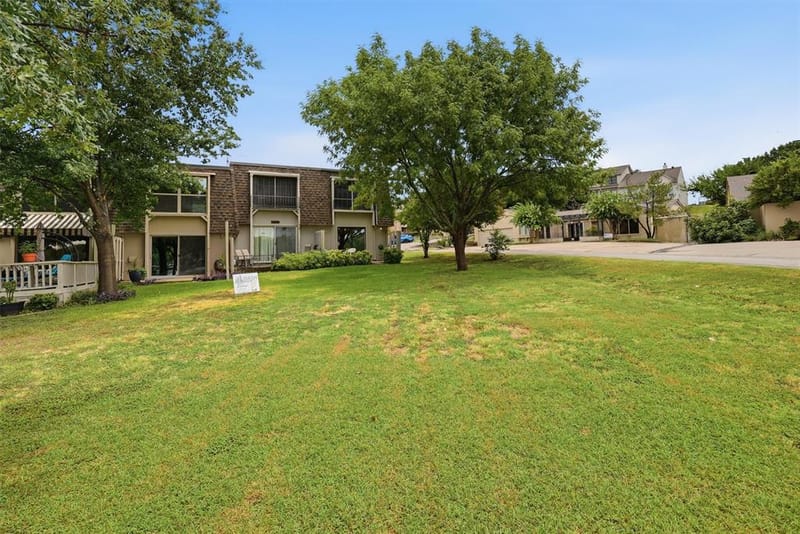 4318 Overlook Court, Granbury TX 76049 - Photo 31