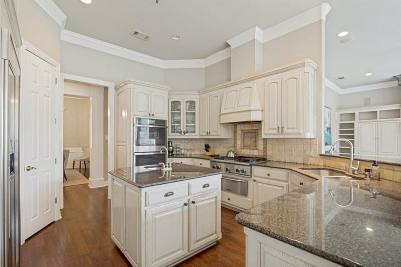 8 Hidden Lake Court, Mansfield TX 76063 - Photo 11