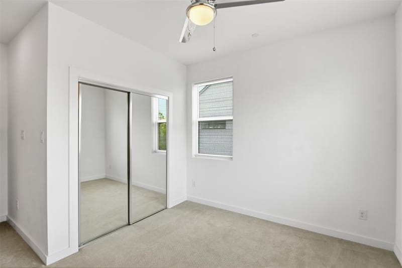 427 W 10th Street # 101, Dallas TX 75208 - Photo 14