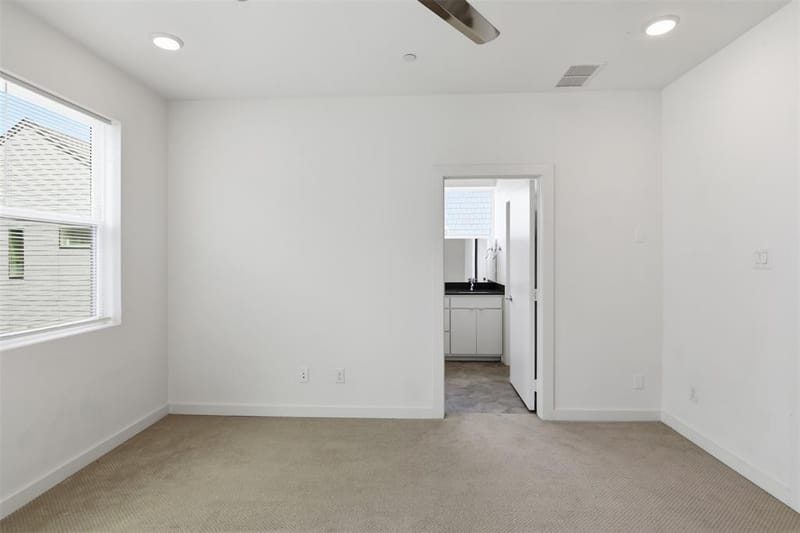 427 W 10th Street # 101, Dallas TX 75208 - Photo 18