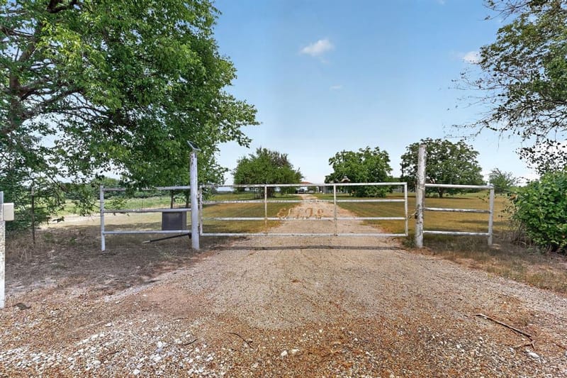 8487 County Road 308, Terrell TX 75161 - Photo 3