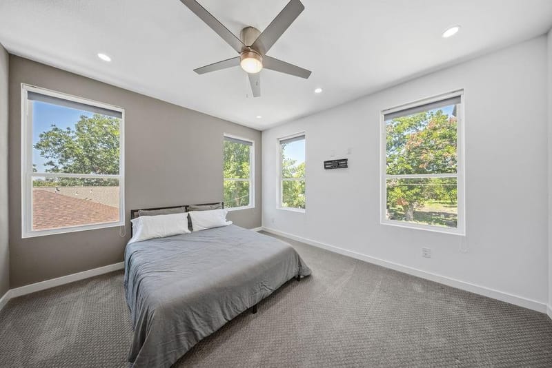 2722 Hondo Avenue, Dallas TX 75219 - Photo 13