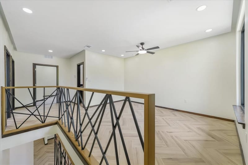 6027 Verde Way, Dallas TX 75211 - Photo 12