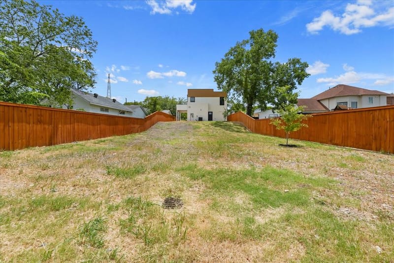 6027 Verde Way, Dallas TX 75211 - Photo 26