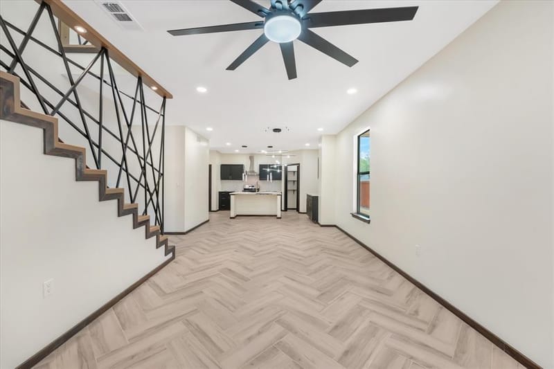 6027 Verde Way, Dallas TX 75211 - Photo 3
