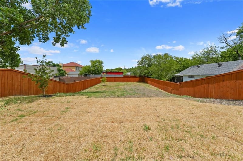 6027 Verde Way, Dallas TX 75211 - Photo 25