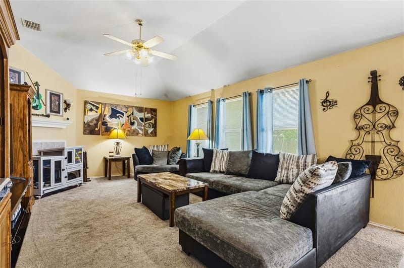 1320 Cattle Crossing Drive, Fort Worth TX 76131 - Photo 7