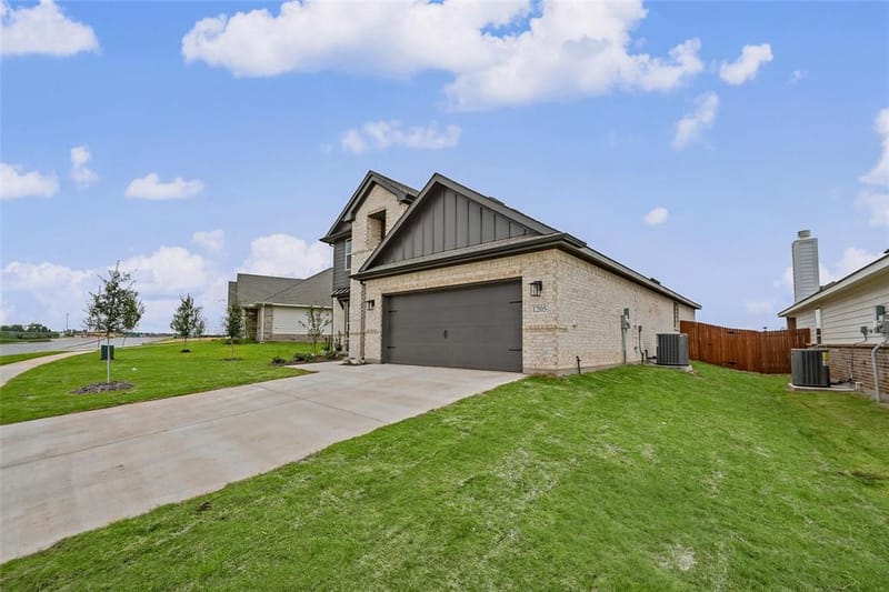 1205 Colca Drive, Springtown TX 76082 - Photo 2