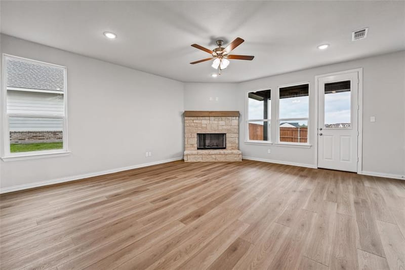 1205 Colca Drive, Springtown TX 76082 - Photo 14