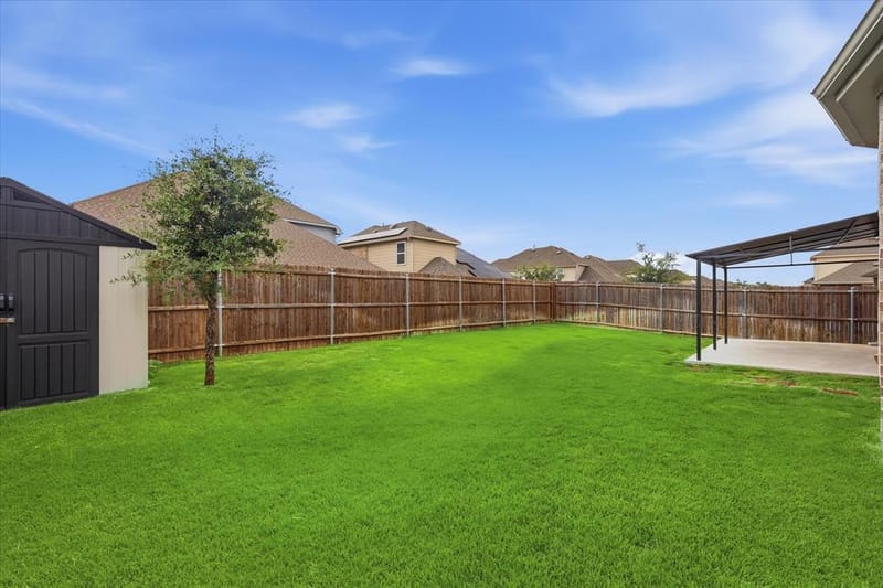 825 Crest Breeze Drive, Fort Worth TX 76052 - Photo 34