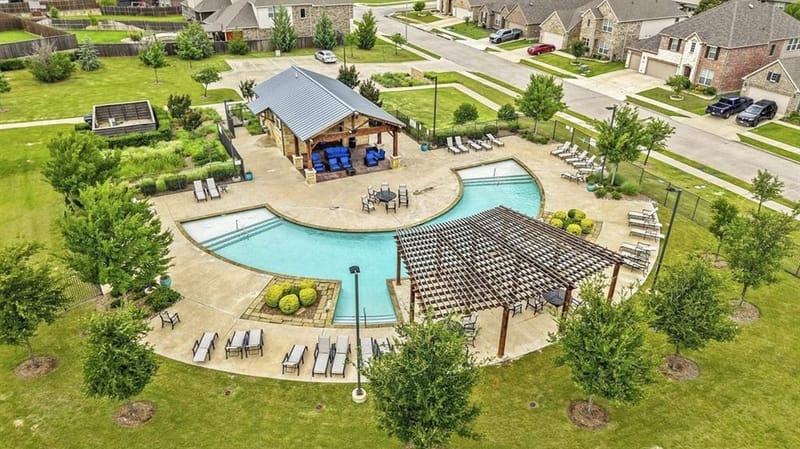 825 Crest Breeze Drive, Fort Worth TX 76052 - Photo 37