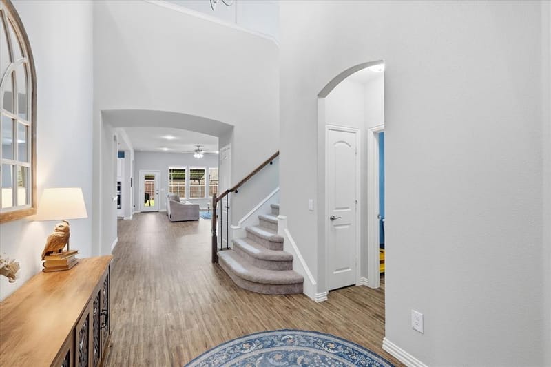 825 Crest Breeze Drive, Fort Worth TX 76052 - Photo 4