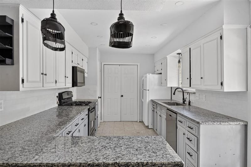 2403 Robin Circle, Denton TX 76209 - Photo 12